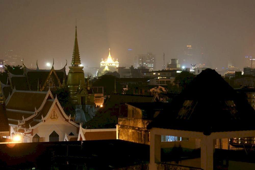 Roof View Place Bangkok Exteriör bild